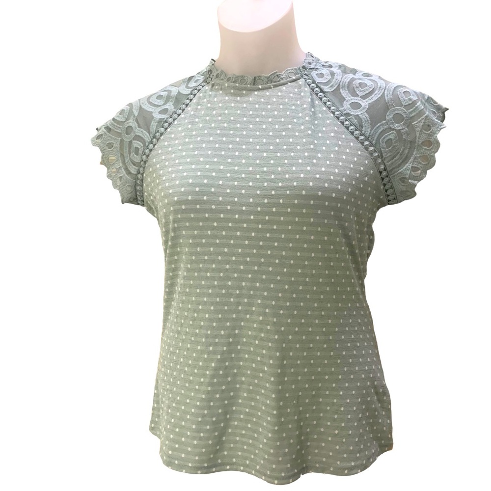 MINE sweet lace and dotted sleeveless top, sage‎ and white dots. L juniors